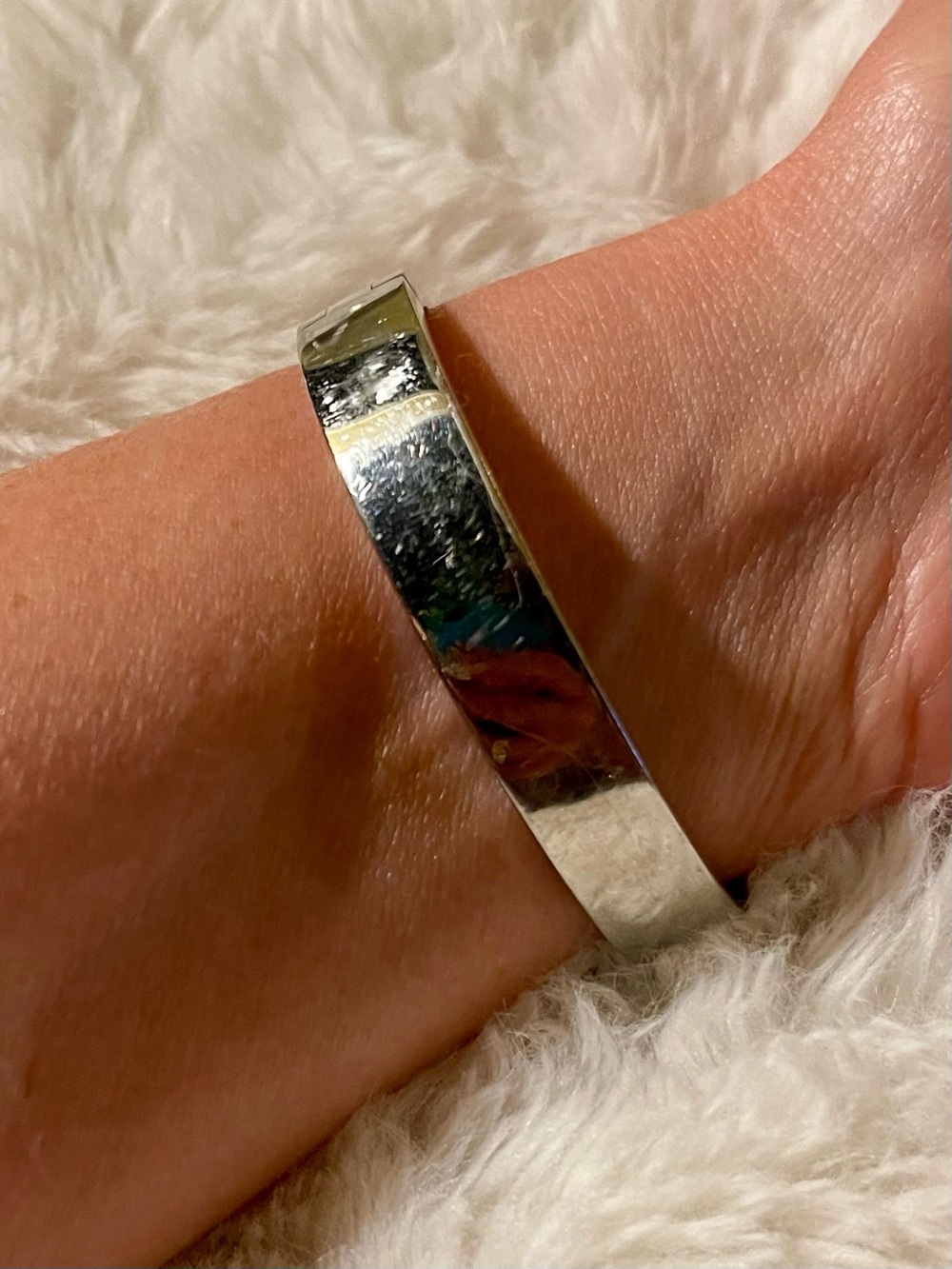 Michael Kors Silver Crystal Pavé Logo Bangle Bracelet - Picture 6 of 7